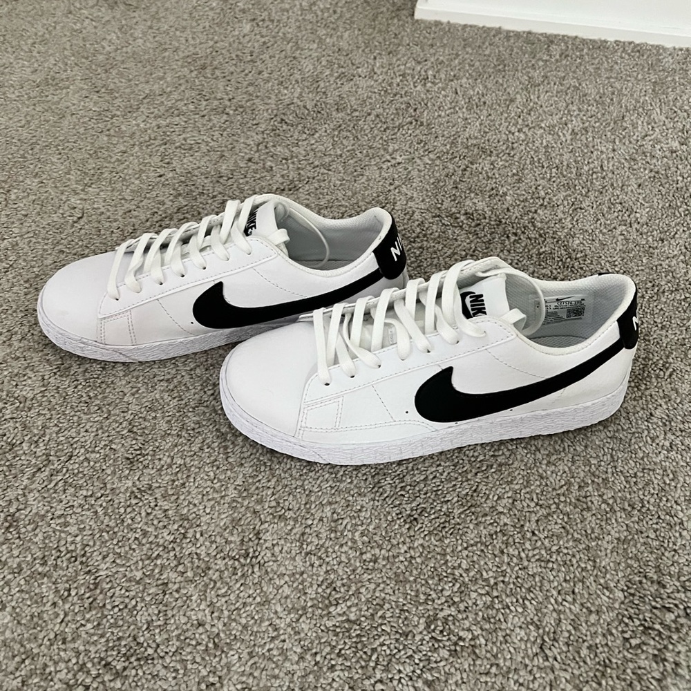 Nike Blazer Low GS White Black CZ7576-103 Size 4.5 Y women 6